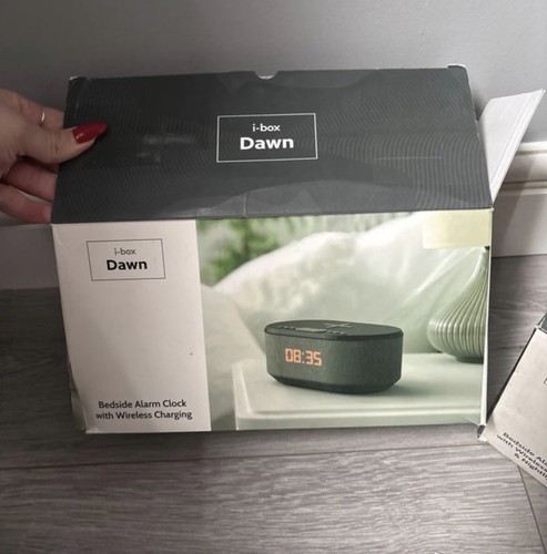 Box dawn radio alarm - box,